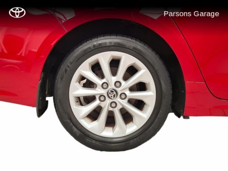 2021 Toyota Corolla COROLLA HYB LUNA SALOON €23,995 thumbnail