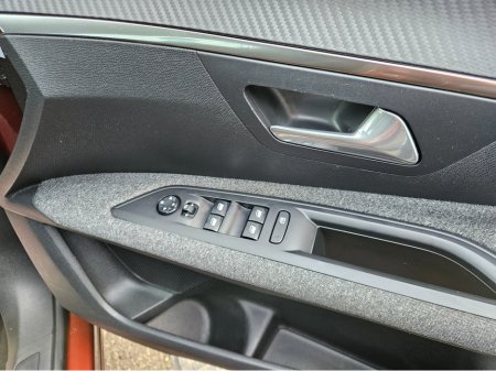 2017 Peugeot 3008 1.2 ACTIVE S/S 130BHP NCT 01/28 FINANCE AVAILABLE FROM € 54 PER WEEK BLUETOOTH/ ALLOYS/ USB/ DIGITAL DASH/ TOUCH SCREEN MEDIA/ ELECTRIC WINDOWS AND MIRRORS/ AUTO LIGHTS AND WIPERS/ HISTORY CHECKED €11,950 thumbnail