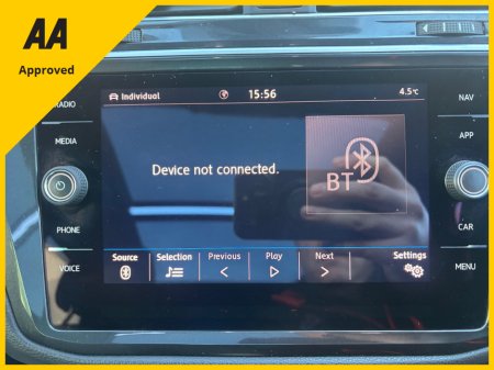 2017 Volkswagen Tiguan 2.0 TDI R-LINE 4MOTION 5DR AUTO 190PS FULLY LOADED WITH SPEC €18,950 thumbnail