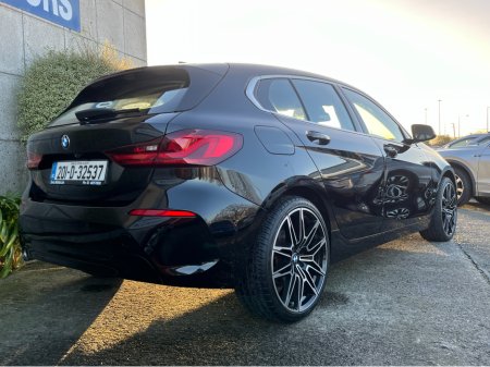 2020 BMW 1 Series 118i SE AUTOMATIC 1.5 PETROL //HIGH SPEC//REVERSE CAMERA//POWER TAILGATE//ADAPTIVE CRUISE CONTROL//KEYLESS ENTRY// €21,950