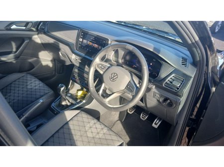 2025 Volkswagen T-Cross R-Line 1.0 TSI 116HP *R-LINE EXTERIOR, REAR VIEW CAMERA, BLUETOOTH* €32,995