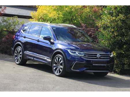 2023 Volkswagen Tiguan Allspace 2.0 TDI 150HP R-Line DSG €49,950 thumbnail