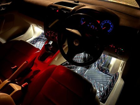 2004 Volkswagen Golf 1.6 COMFORT 5DR 102BHP €3,950