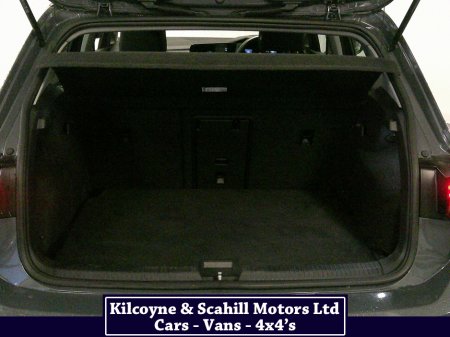 2022 Volkswagen Golf STYLE TDI €27,950 thumbnail