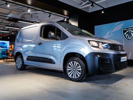 2021 Peugeot Partner 1.5 Blue HDI 75 Panelled 6.2 3 €17,500