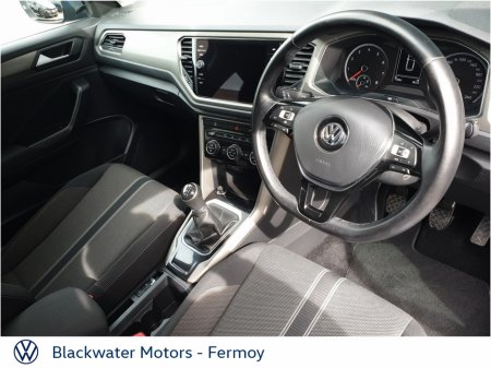 2020 Volkswagen T-Roc 1.5TSI 150BHP DESIGN SPECIAL EDITION & TECHNOLOGY UPGRADE €24,450 thumbnail