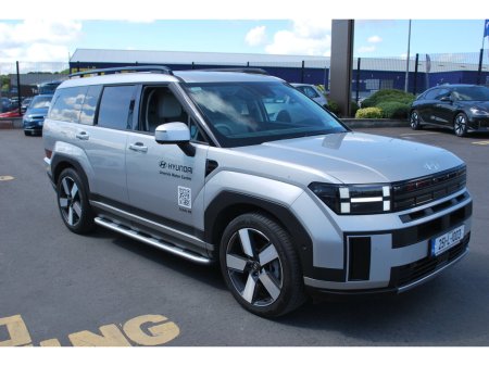 2025 Hyundai Santa Fe 1.6 PHEV 4WD Premium €65,950 thumbnail