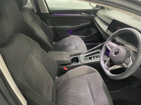 2021 Volkswagen Golf 1.5 eTSI 150HP Style DSG MHEV €19,995 thumbnail