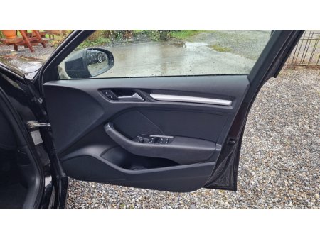 2015 Audi A3 1.6 TDI SE TECHNIK 110PS 5DR €8,750 thumbnail