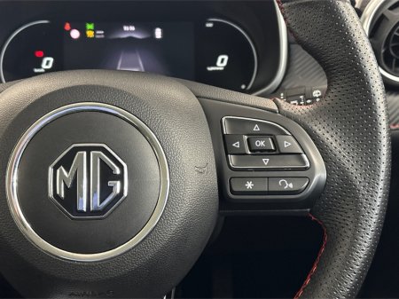 2025 MG ZS LR EXCLUSIVE-72.6KWH**DIGITAL DASH**MULTIFUNCTIONAL STEERING WHEEL**BLACK LEATHER INTERIOR**360 CAMERA**APPLE CARPLAY ANDROID AUTO**KEYLESS START**AIR CONDITIONING**FINANCE AVAILABLE** €31,495 thumbnail