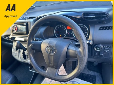 2013 Toyota Wish 2013 TOYOTA WISH PETROL AUTO AWD 7 SEATS €9,950 thumbnail