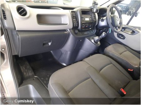 2015 Renault Trafic Business Plus SWB €8,950