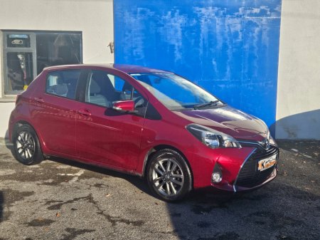 2017 Toyota Yaris 1.0 VVT-i 3Dr Luna €10,750 thumbnail