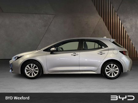 2024 Toyota Corolla Corolla Icon Hev Cvt Icon 140 VVT-h Auto Start/Stop €27,975