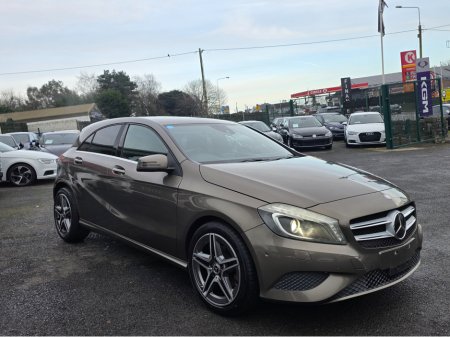 2013 Mercedes-Benz A Class A180 AMG INTERIOR HALF LEATHER SEATS / HI SPEC / SYSTEM LOW ROAD TAX BAND / SIMI DEALER thumbnail