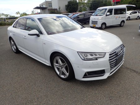 2018 Audi A4 2.0TFSI QUATTRO S-LINE 4DR SALOON AUTOMATIC // 1 OWMER WITH ONLY 67551 KMS // AS NEW CONDITION THROUGHOUT // BUY WITH CONFODENCE AA AND SIMI APPROVED DEALER 2025 // FINANCE ARRANGED /TRADE INS WELCOME