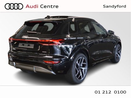 2026 Audi Q6 E-TRON QUATTRO LAUNCH EDITION Sunroof €94,582