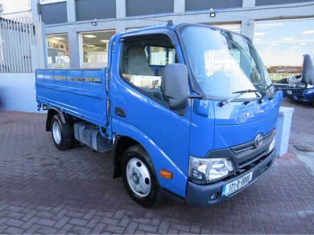 2017 Toyota Dyna 4.5 TONNE TWIN WHEEL DROPSIDE PICK UP // 1 OWNER // IMMACULATE CONDITION // UNDERNEATH IN AS NEW CONDITION NO RUST // FACELIFT MODEL // SIMI APPROVED DEALER 2025 // CALL 01 4564074 //