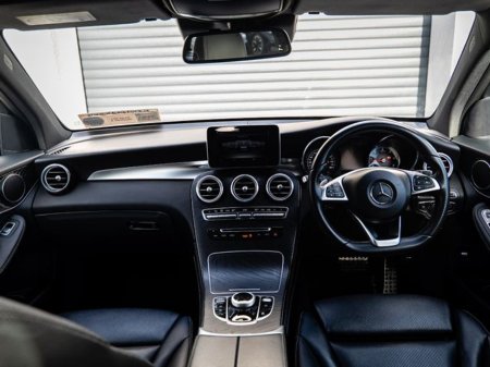 2018 Mercedes-Benz GLC Class 220D 4matic AMG Line 5DR Auto €30,950 thumbnail