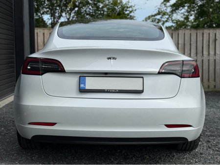 2021 Tesla Model 3 3 STANDARD RANGE PLUS €24,250
