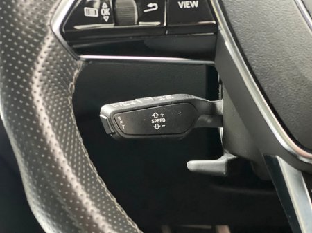 2022 Audi A6 COMPETITION 55 TFSI E QUATTRO €43,990 thumbnail