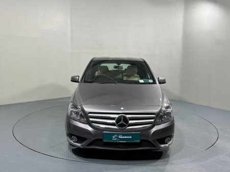 2013 Mercedes-Benz B Class B 180 CDi €10,800
