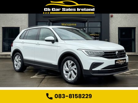 2021 Volkswagen Tiguan 2.0 TDI Life SUV 5dr Diesel DSG APP CARPLAY,FRONT AND REAR PARKING SENSORS