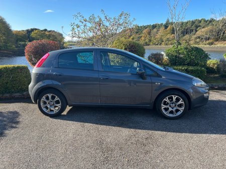 2017 Fiat Punto LOUNGE 1.2 5dr ** LOW KMS ** €8,950