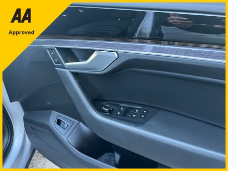 2021 Volkswagen Touareg COMMERCIAL 3.0 TDI 4M 231HP 5 5DR AUTO €49,138