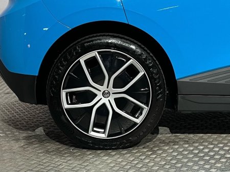 2023 MG 4 Trophy 64kWh Long Range 203PS - Reversing Camera - Sat Nav - Climate Control - Heated Seats - Keyless Start - Apple CarPlay/Android Auto €21,650 thumbnail