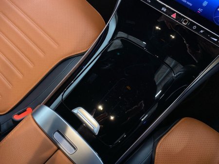 2025 Mercedes-Benz GLC Class GLC 220 D 4MATIC AMG Line €78,950 thumbnail