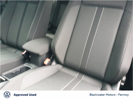 2026 Volkswagen T-Roc T-ROC ED 75 2.0TDI M6F 116HP thumbnail