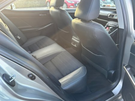 2014 Lexus IS 300 h  €10,000 thumbnail