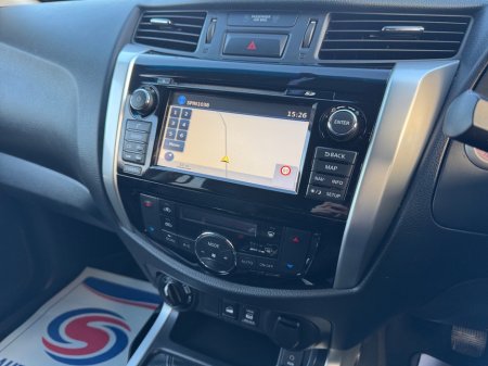 2018 Nissan Navara *NO VAT* 2.3 DCI TEKNA D/C 4DR €21,999 thumbnail