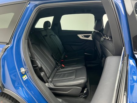 2024 Audi Q7 S LINE 55 TFSI E QUATTRO €84,990 thumbnail