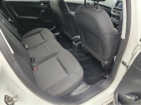 2019 Peugeot 208 ACTIVE 1.2 68 6.2 4DR €9,950 thumbnail