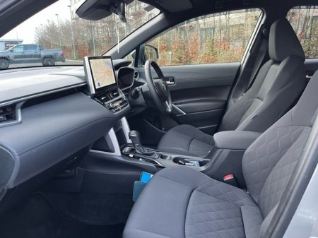 2023 Toyota Corolla Cross CROSS SPORT 1. 1.8 4DR AUTO €35,950 thumbnail