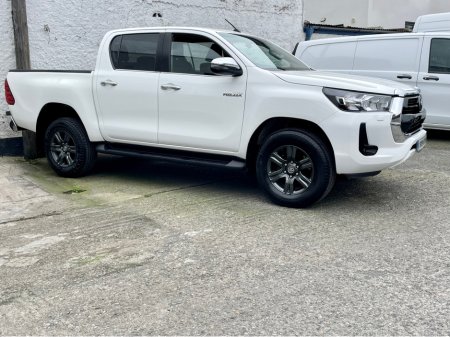 2021 Toyota Hilux ICON 2.4 D-4D 150BHP 4WD MANUAL DOUBLE CAB €34,350