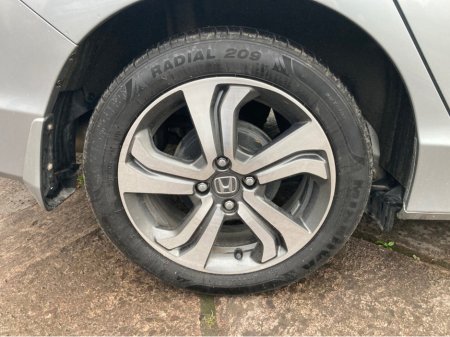 2015 Honda Grace 1.5i Petrol Hybrid Automatic EX Model €13,250 thumbnail