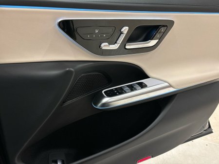 2026 Mercedes-Benz E Class E 300 de AMG Line | Plug-in Hybrid, Heated Seats, 360-degree Reversing Camera, Sports Seats thumbnail