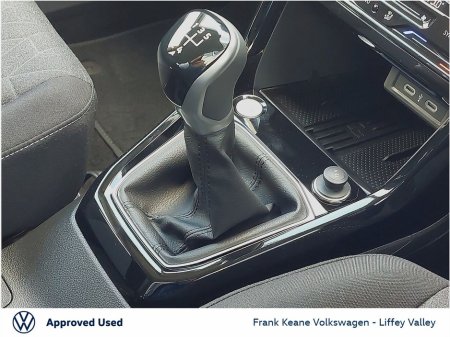 2025 Volkswagen T-Cross EDITION 75 1.0TSI 95BHP *PURE WHITE* *DELIVERY KMS* *252D REG* *BIG SAVINGS VS NEW CAR* *WHILE STOCKS LAST* *PCP 3 YRS FROM €276PM* €29,995 thumbnail