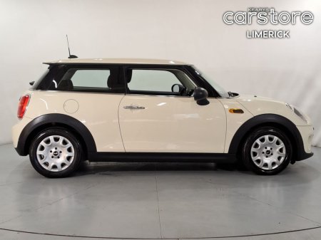 2017 MINI Hatch ONE D XN12 2 DR €14,480