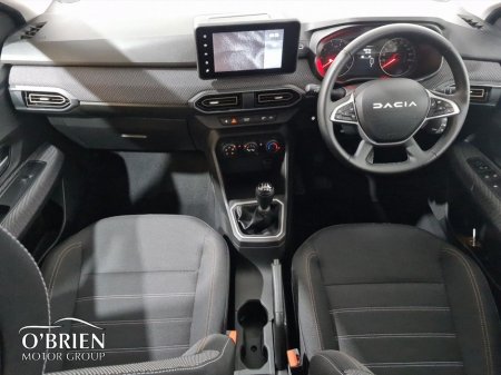 2025 Dacia Sandero Stepway STEPWAY Expression TCe 90 GSR2 €21,900