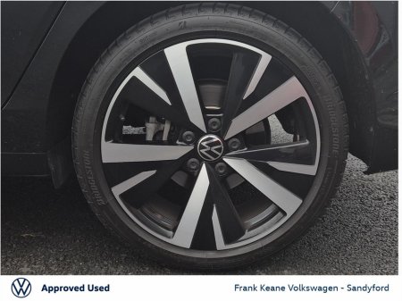 2026 Volkswagen Golf *Style* 1.5TSI PHEV 204HP Auto @Frank Keane Volkswagen South Dublin €53,716
