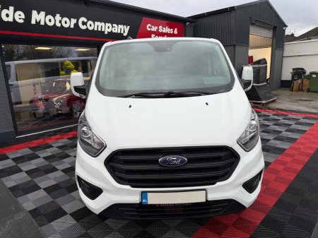 2022 Ford Transit CUSTOM 320 TREND ECOBLUE, 9 SEAT MINIBUS , ONLY 9K MILES , LIMO GLASS , SERVICE , DOE , WARRANTY , 2 KEYS , 1 OWNER , FINANCE AVAILABLE , TRADE IN ACCEPTED . €48,950