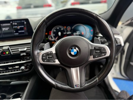 2017 BMW 5 Series 530E M-SPORT - 2.0L PETROL HYBRID - AUTO - 12M WARRANTY - CAR: 1442 thumbnail