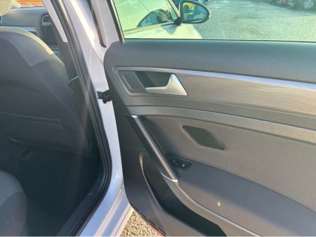 2017 Volkswagen Golf 1.2 TSI AUTO DSG Only 80000 kms Finance Available own this car from €68 per week €15,999