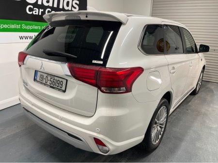 2019 Mitsubishi Outlander (Low Kms) HYBRID 2.4 PHEV AUTOMATIC 5DR MODEL www.bolandscarcentre.ie €22,900 thumbnail