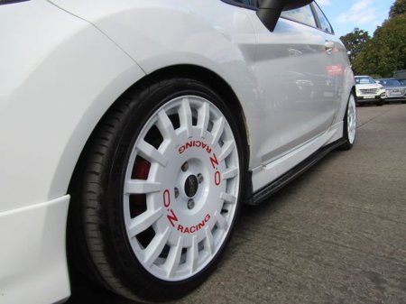 2016 Ford Fiesta Zetec-s 1.0 125PS S/s5spd 3DR €10,950 thumbnail