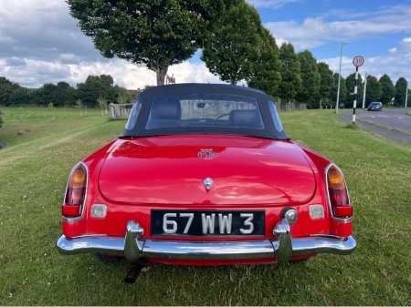 1967 MG MGC ROADSTER €13,000